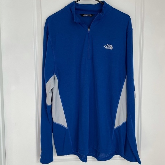 The North Face Shirt - Picture 1 of 3